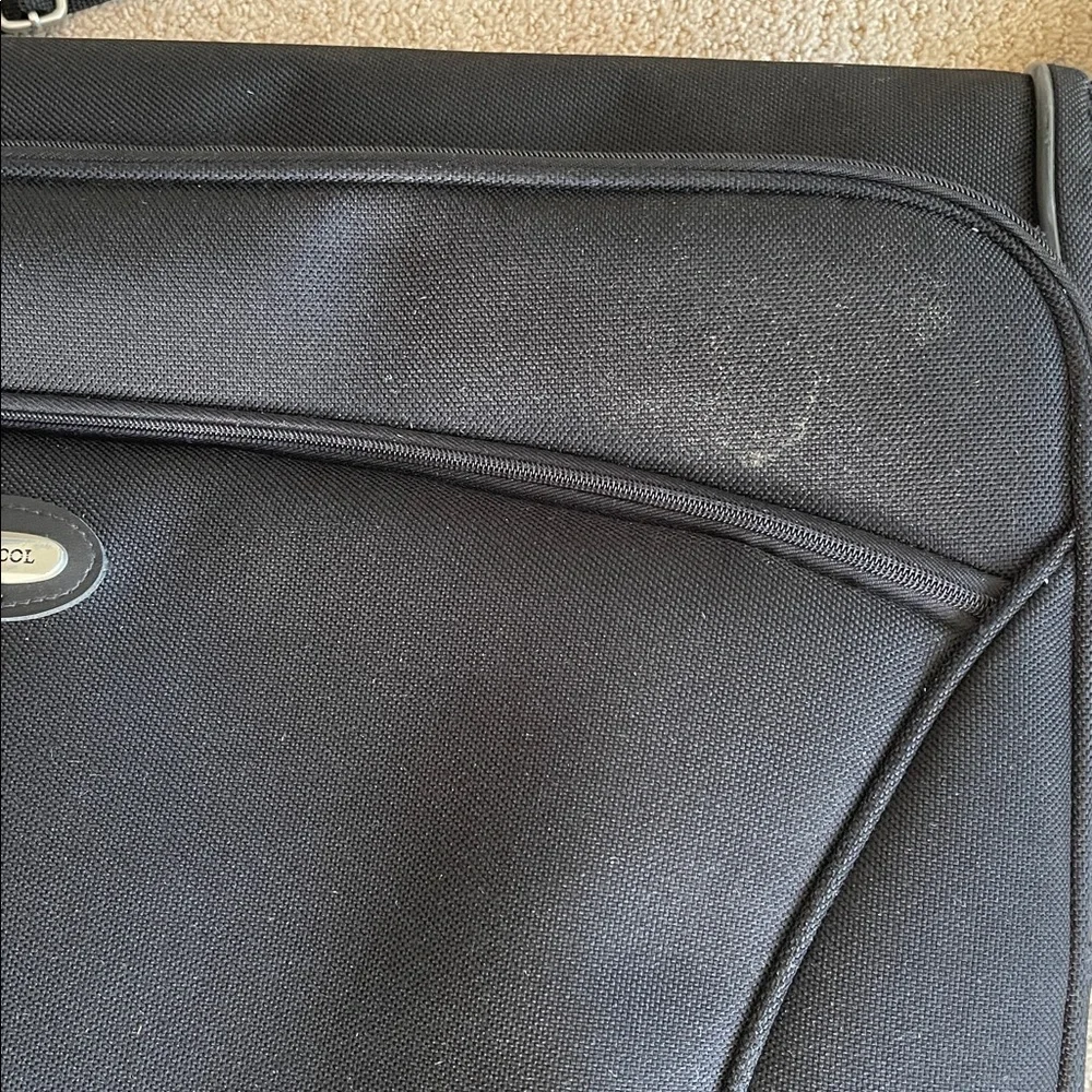Protocol Black Garment Bag Shoulder Strap Luggage Folding Travel Suit